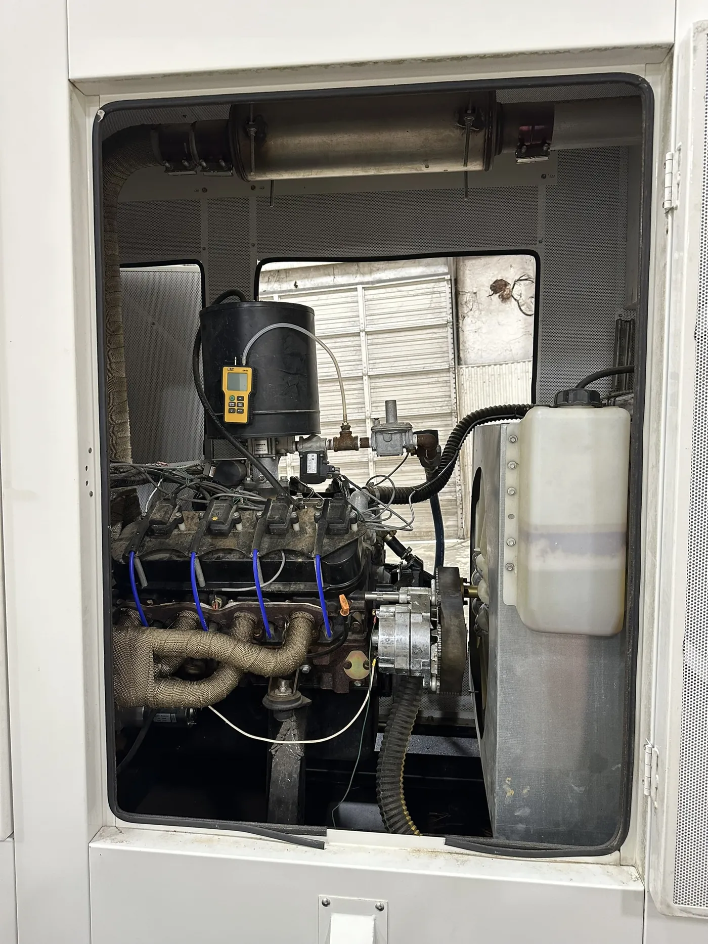 Generac 9.0 L natural gas engine
