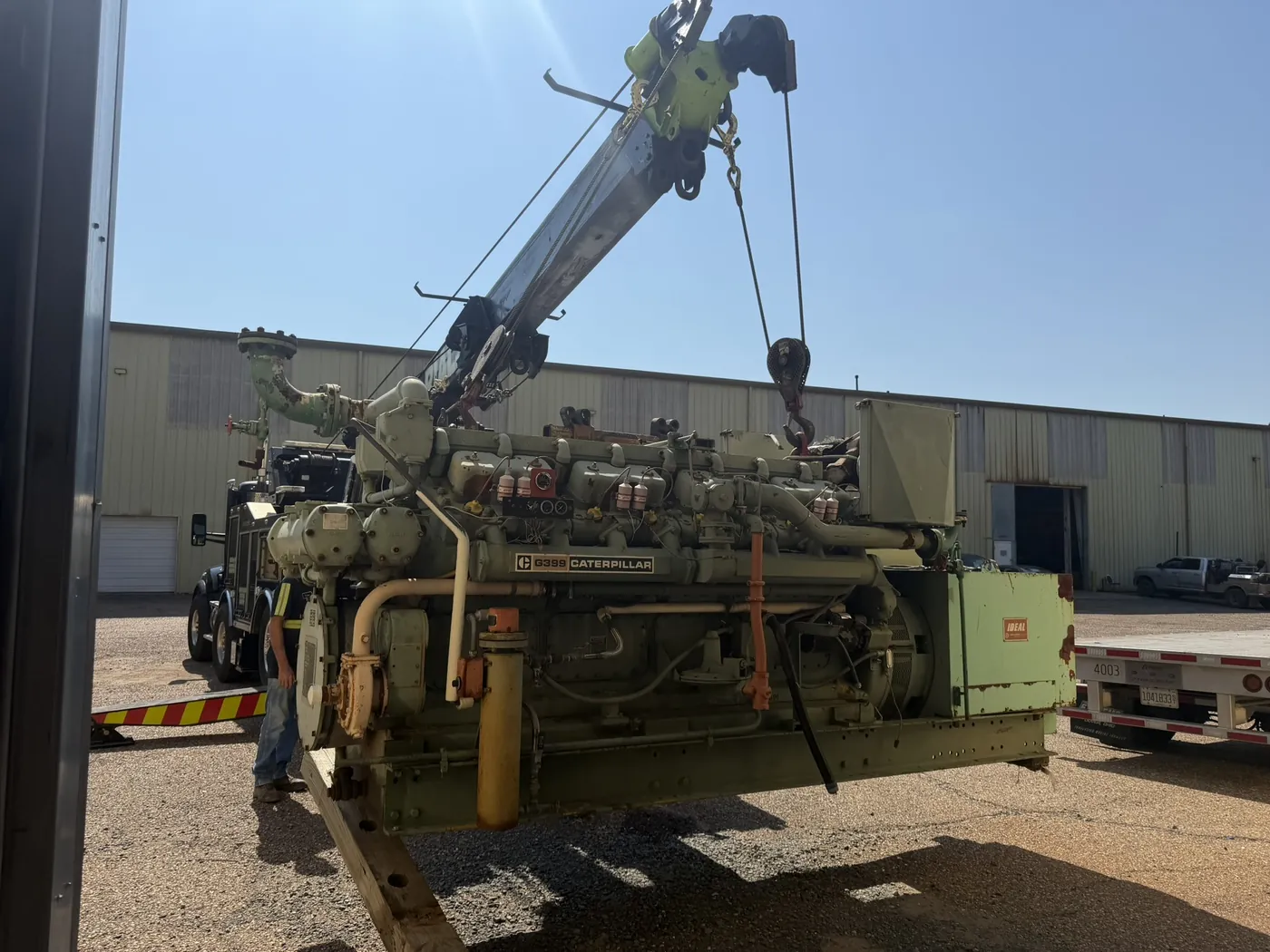 Lifting the G399 engine off its skid